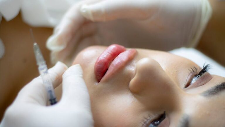 lips needle